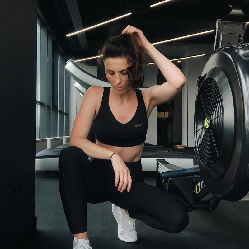 sporty-young-woman-in-the-gym-1.jpg sporty-young-woman-in-the-gym-1.jpg